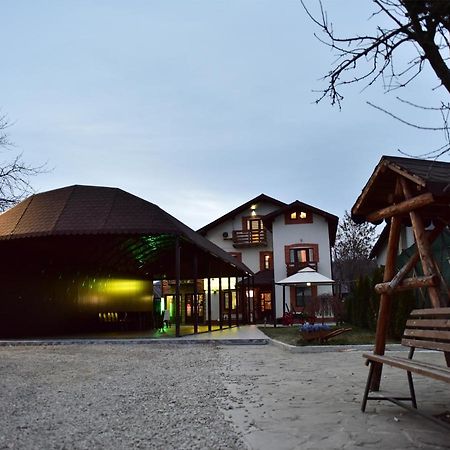 Pensiunea Dely_Cios Vălenii de Munte Exterior foto