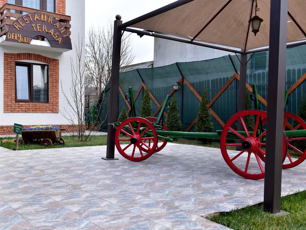 Pensiunea Dely_Cios Vălenii de Munte Exterior foto